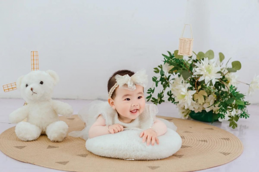 梨树县宝宝多大攒肚